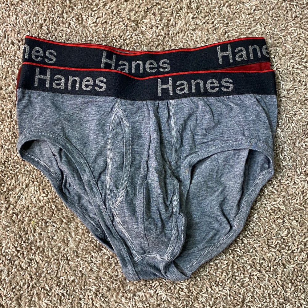 2 Hanes Support Briefs